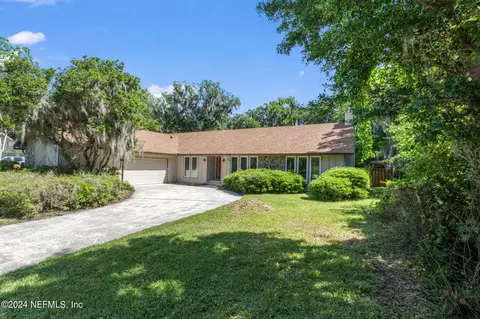 3591 Lawrence Rd, Orange Park, FL 32073