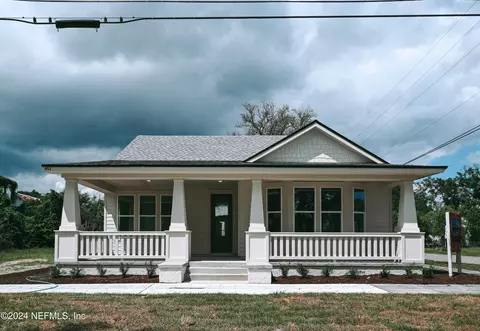 451 7th St E, Jacksonville, FL 32206