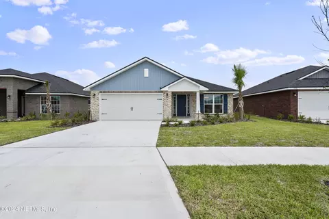 3174 Forest View Ln, Green Cove Springs, FL 32043