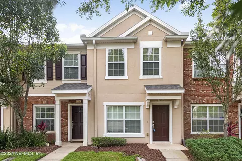8106 Summer Bay Ct, Jacksonville, FL 32256