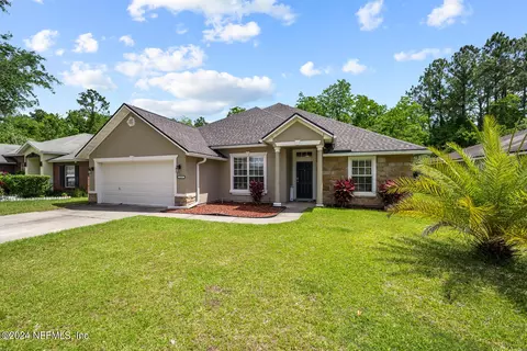 2331 Bonnie Lakes Dr, Green Cove Springs, FL 32043