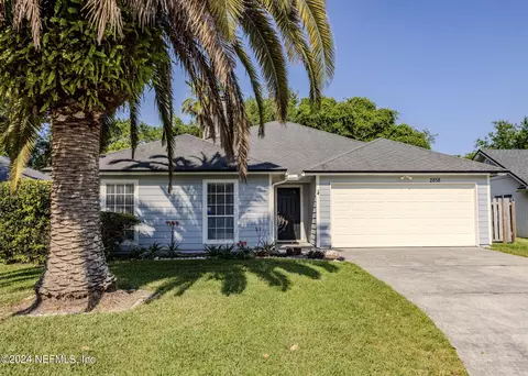 2858 Canyon Falls Dr, Jacksonville, FL 32224