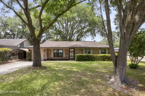 1966 Logging Ln, Jacksonville, FL 32221