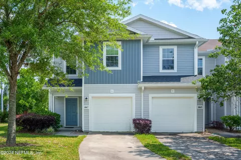 1867 Biscayne Bay Circle Cir, Jacksonville, FL 32218