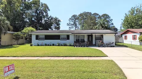 6304 Stetler Dr, Jacksonville, FL 32216