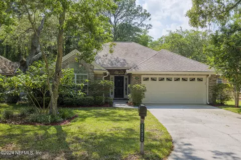 1522 Crabapple Cove Ct N, Jacksonville, FL 32225