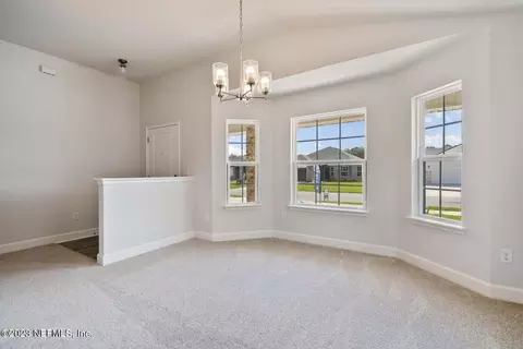 8485 Helmsley Blvd, Jacksonville, FL 32219