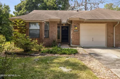 3940 Arbor Lake Cir, Jacksonville, FL 32225