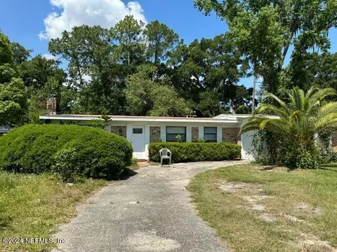 1420 Lostara Ave W, Jacksonville, FL 32211