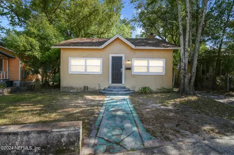 332 Golfair Blvd, Jacksonville, FL 32206