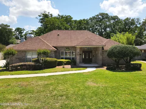 1879 Melrose Plantation Dr, Jacksonville, FL 32223