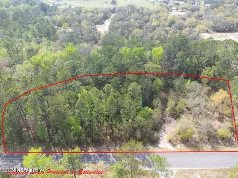 131 Sleepy Hollow Dr, Interlachen, FL 32148