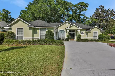 1045 Blackberry Ln, Saint Johns, FL 32259