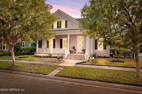 382 Kendall Crossing Dr, Saint Johns, FL 32259