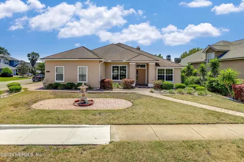 13798 Wingfield Pl, Jacksonville, FL 32224
