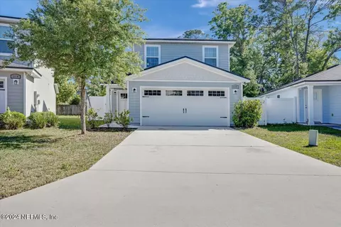 8308 Thor St, Jacksonville, FL 32216