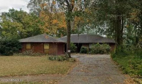 4213 Dawnridge Rd E, Jacksonville, FL 32277