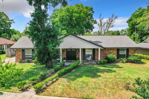 9476 Beauclerc Cove Ln, Jacksonville, FL 32257