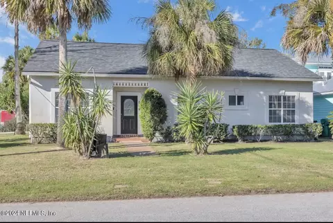 604 5th St N, Jacksonville Beach, FL 32250