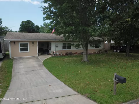 3911 Rosetree Dr, Jacksonville, FL 32207