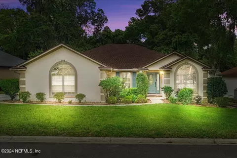11336 Trotting Horse Ln, Jacksonville, FL 32225
