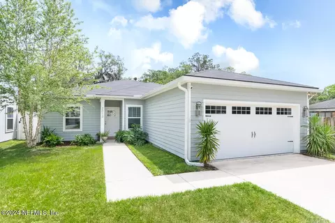 2013 Alley Rd, Jacksonville, FL 32233