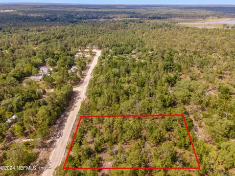 7395 Hoosier Ave, Keystone Heights, FL 32656