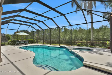 1372 Akron Oaks Dr, Orange Park, FL 32065