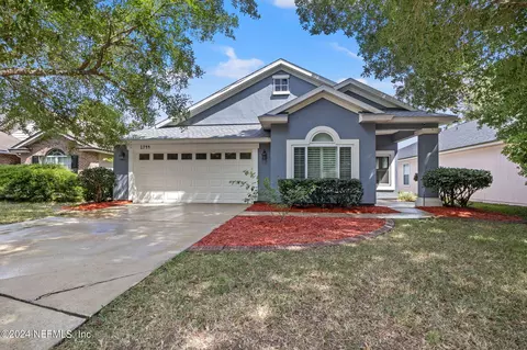 1744 Canopy Oaks Dr, Orange Park, FL 32065