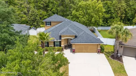 4925 Creek Bluff Ln, Middleburg, FL 32068