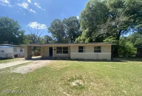 6604 Pine Summit Dr, Jacksonville, FL 32211