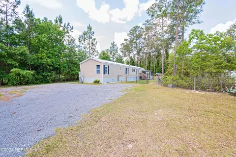 17474 Tommy Rd, Glen Saint Mary, FL 32040