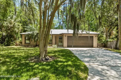 305 Wisteria Rd, Saint Augustine, FL 32086