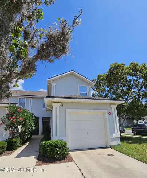 200 Southern Bay Dr, Saint Johns, FL 32259
