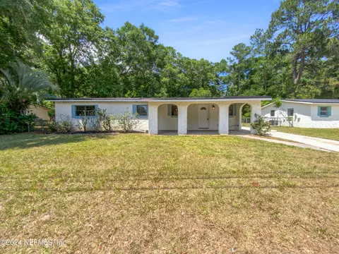 5103 Arrowsmith Rd, Jacksonville, FL 32208