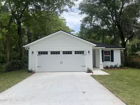 13807 Majestic Ct, Jacksonville, FL 32218