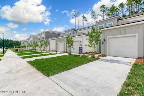 10649 Waterfield Rd #09, Jacksonville, FL 32210