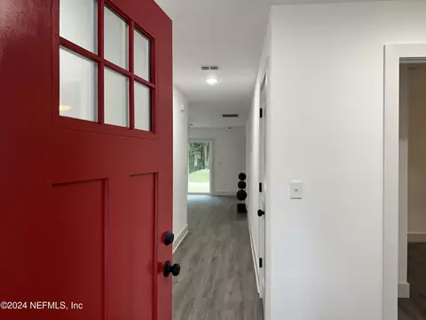 6052 Diamond St, Jacksonville, FL 32208