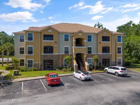 8539 Gate Pkwy W #124, Jacksonville, FL 32216