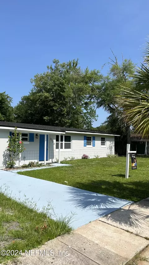 2102 Burpee Dr, Jacksonville, FL 32210