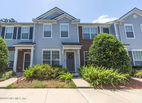3690 Summerlin Ln E, Jacksonville, FL 32224