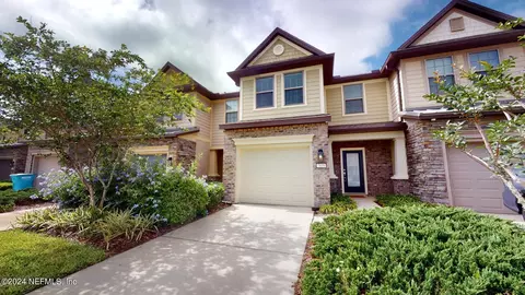 7039 Berrybrook Dr, Jacksonville, FL 32258