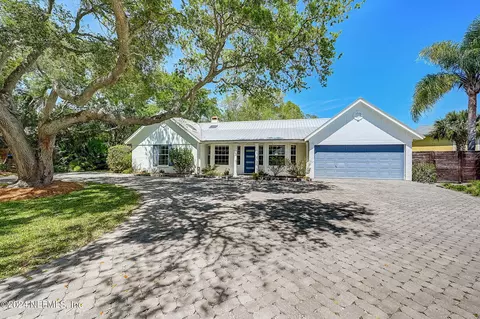 62 Lee Dr, Saint Augustine, FL 32080