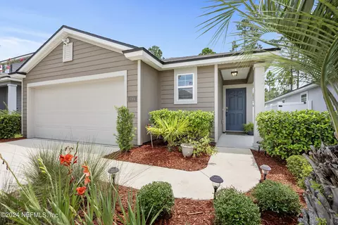 8364 Cape Fox Dr, Jacksonville, FL 32222