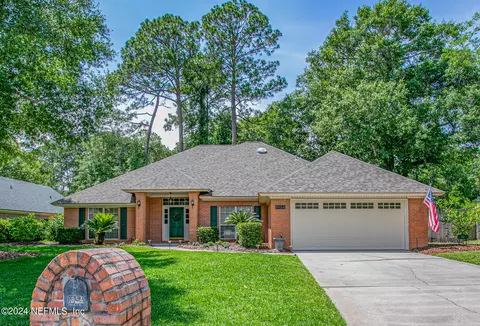 1854 Plantation Oaks Dr, Jacksonville, FL 32223
