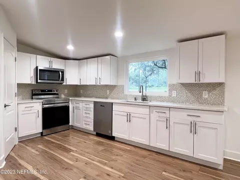 2439 Quarterhorse Trl, Middleburg, FL 32068