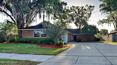 11519 N North Ride Cir E, Jacksonville, FL 32223
