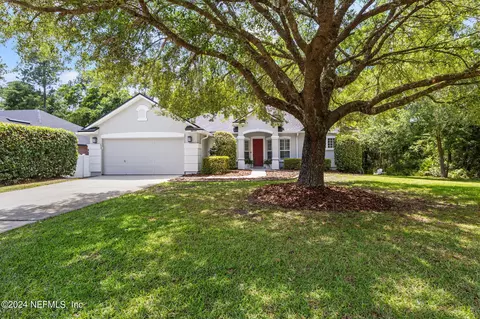 86395 Riverwood Dr, Yulee, FL 32097