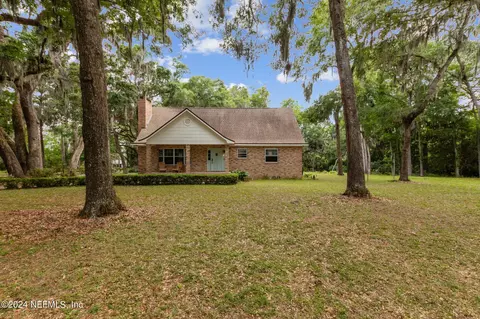 1689 Clinch Dr, Fernandina Beach, FL 32034
