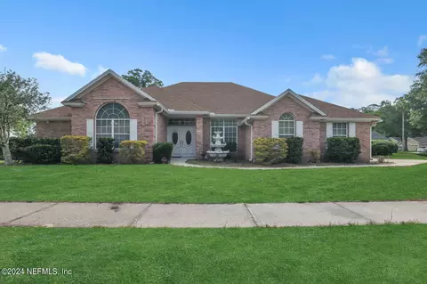 2153 Softwind Trl W, Jacksonville, FL 32224